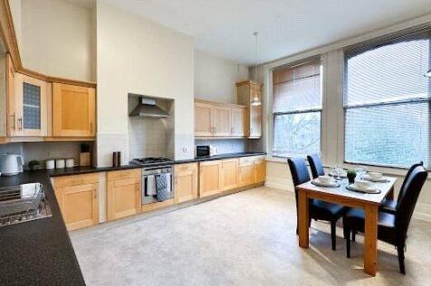 Kitchen/Dining Space