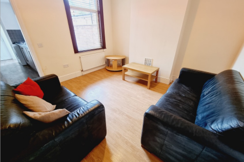 90 Tachbrook Street, Leamington Spa photo 2