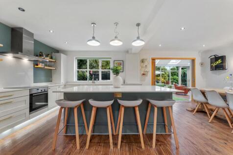 3 Westminster Drive72.jpg