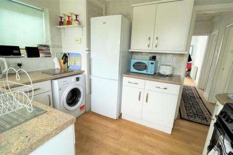 Wallisdown, Bournemouth photo 3