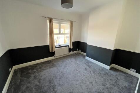Broughton Avenue, Bentley photo 5
