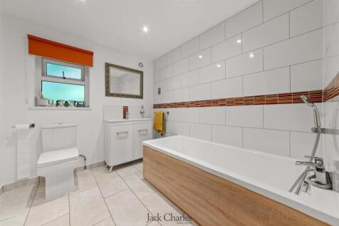 Curtis Stables 15.jpg