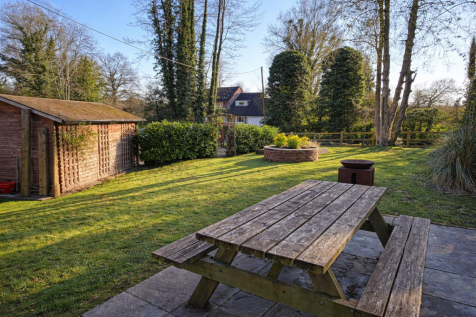 Additional land/Garden/Driveway
