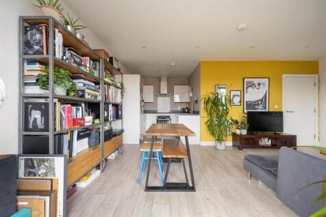 Sutherland Road, E17