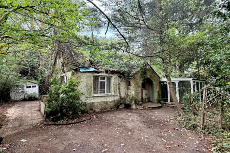 DETACHED BUNGALOW
