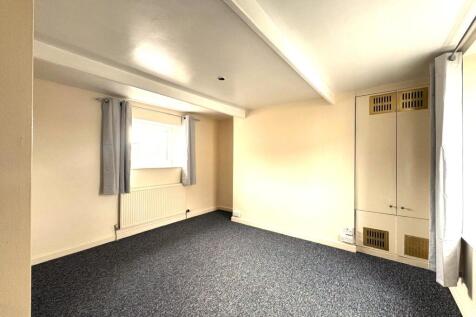 Bedroom (2) 