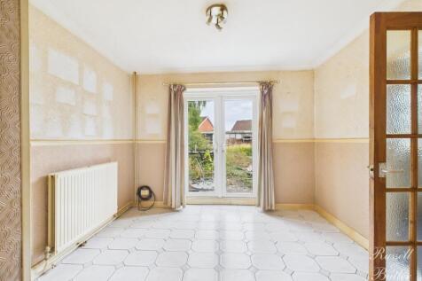 CAM02127G0-PR0326-STILL009