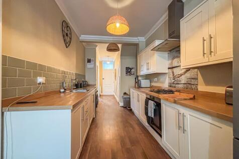 Kitchen/Living Room