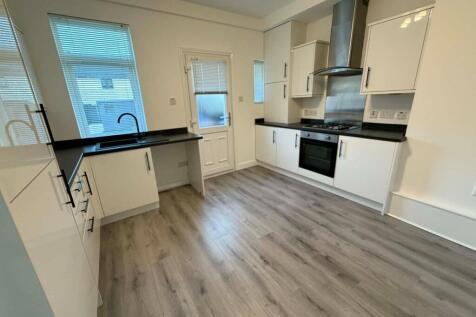 Mckinlay Crescent, Irvine, Ayrshire, KA12 photo 3