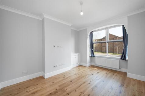 10 Green Street-3.jpg