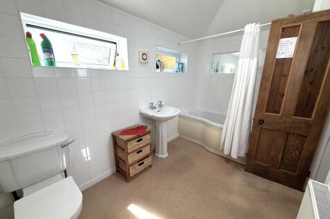 Beverley Road, Norwich, Norfolk photo 5