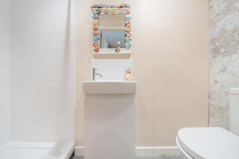 23-681dee7a41ee3-...