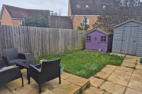 27 Yates Gdn.jpg