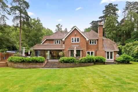 Lakeside Pines Westwood Road Windlesham Surrey GU2