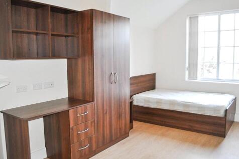Apt 10, 12a Clarendon Road #175765 photo 2