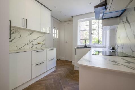 7-Queensberry-014