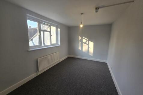 Woodville Road, Thornton Heath, Croydon photo 3