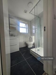 Lansdell Road, Mitcham, CR4 photo 3