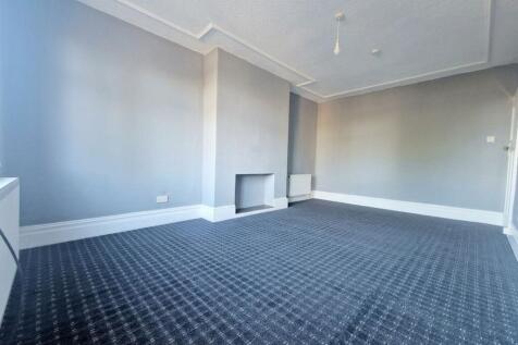 Lounge / Dining Room