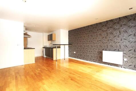 Living Room 3.JPG