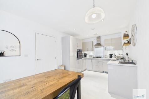 CAM03394G0-PR0362...