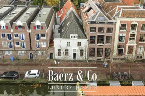 Oude Delft 45 2611 BC DELFT image 1