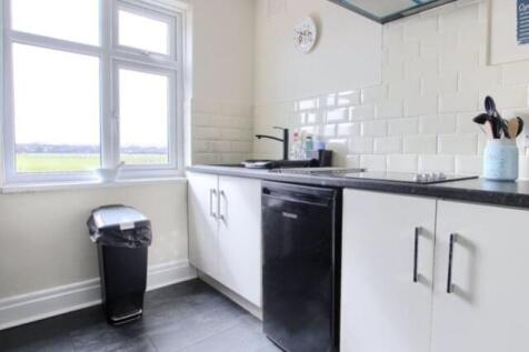 Warwick Road, Redcar, North Yorkshire, TS10 photo 4