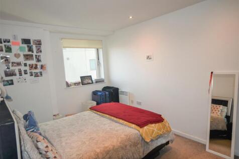 6853F3D7-E626-4A37-B