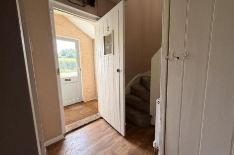 Entrance Hall.JPG