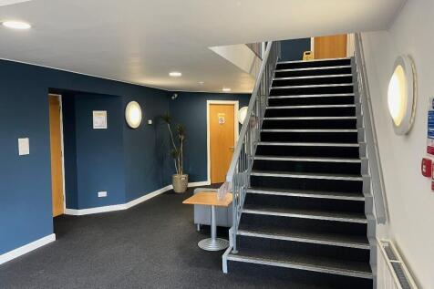 Office to rent Image 10