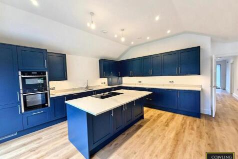 WhatsApp Image 2026-01-22 at 13.09.57 (1).jpg