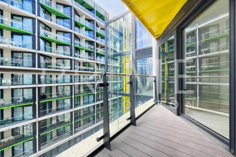 BALCONY.jpg