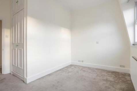 31 gloucester place mews 8 02.03 .png