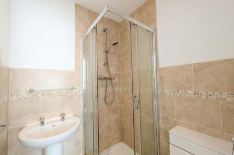 Bowes Close, Horsham, RH13 photo 5