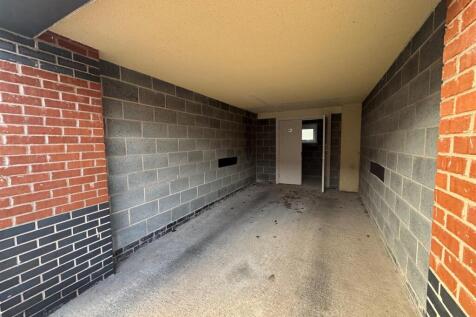 car port.jpg