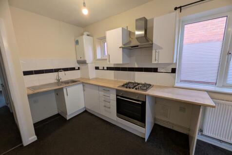 Flat 3, Egerton Road, WIRRAL, CH62 1AT photo 3