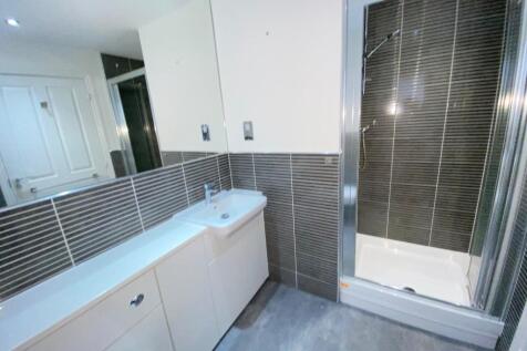 Ensuite shower room