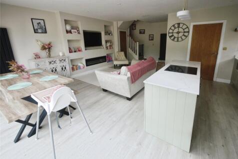 Kitchen/Family Room