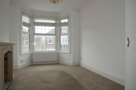Rochester Street, Chatham, Kent  photo 3