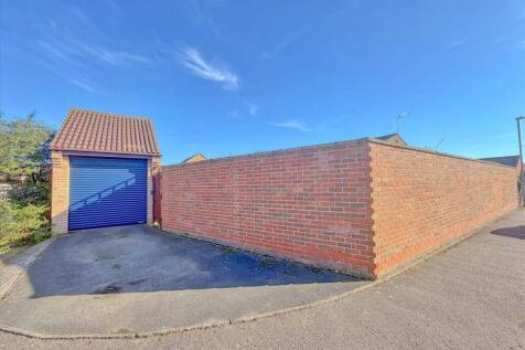 Garage &amp; Off