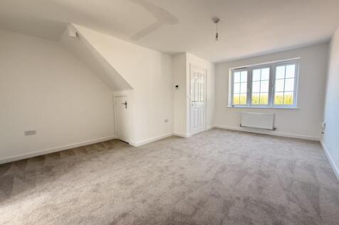 Woolf Way, Kirkby-In-Ashfield, NG17 photo 3