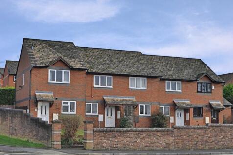 2-bed terraced on Byfield Rise, Worcester, WR5, £950/mo