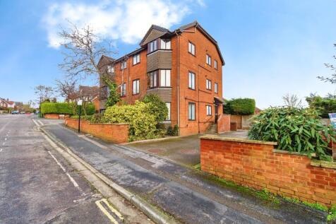 Southampton, SO17 - property photo