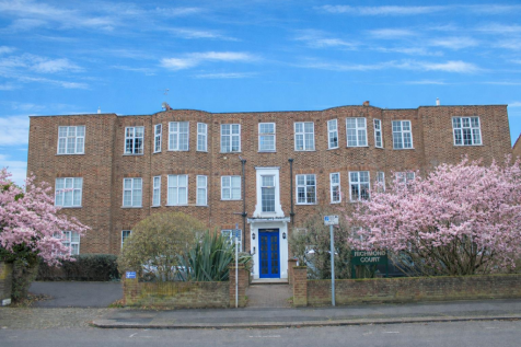 Richmond Court exterior spring.png