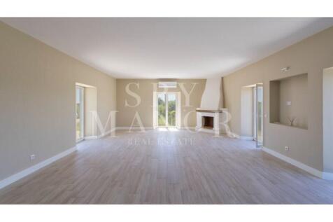 Three Bedroom Rural Property for sale near Silves