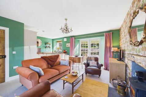 Kitchen/Lounge/Dining