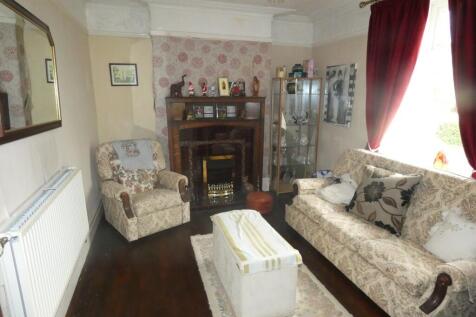 Front Lounge