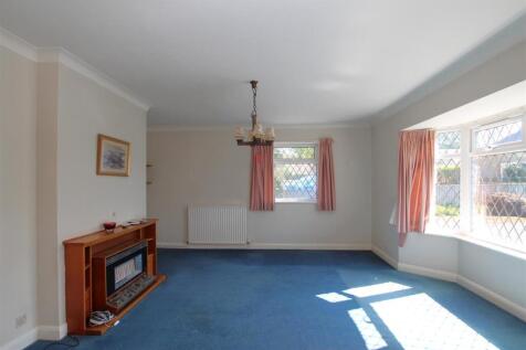 Living Room.JPG