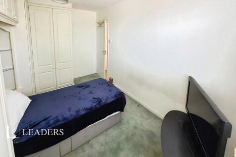 Maryland Avenue, Hartford, Huntingdon, PE29 photo 3