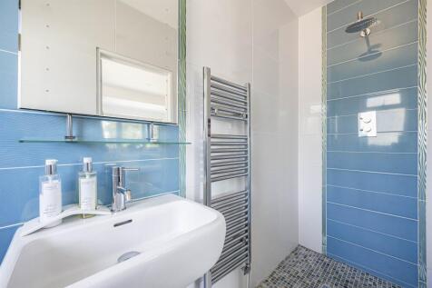 En Suite Shower Room